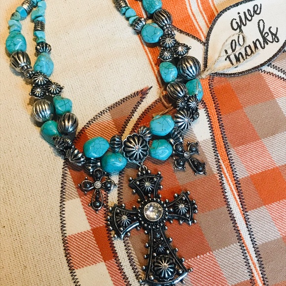 Large faux turquoise statement cross necklace - Picture 1 of 4